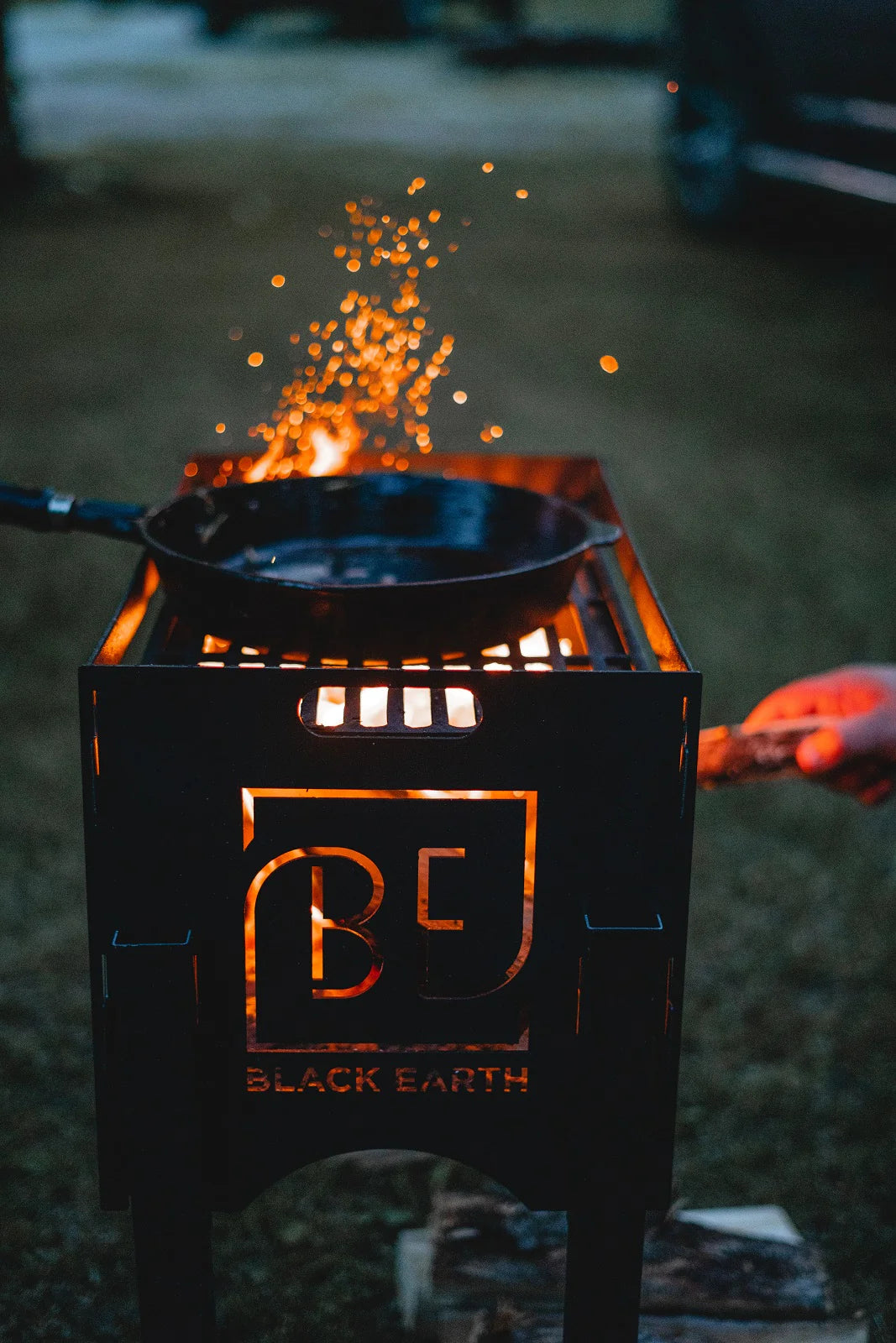 Black Earth Roam