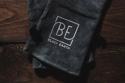 Black Earth Gloves