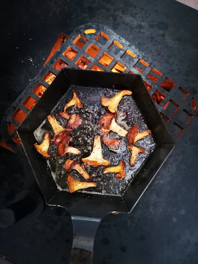 Black Earth Carbon Steel Skillet | 8 inch Regular price