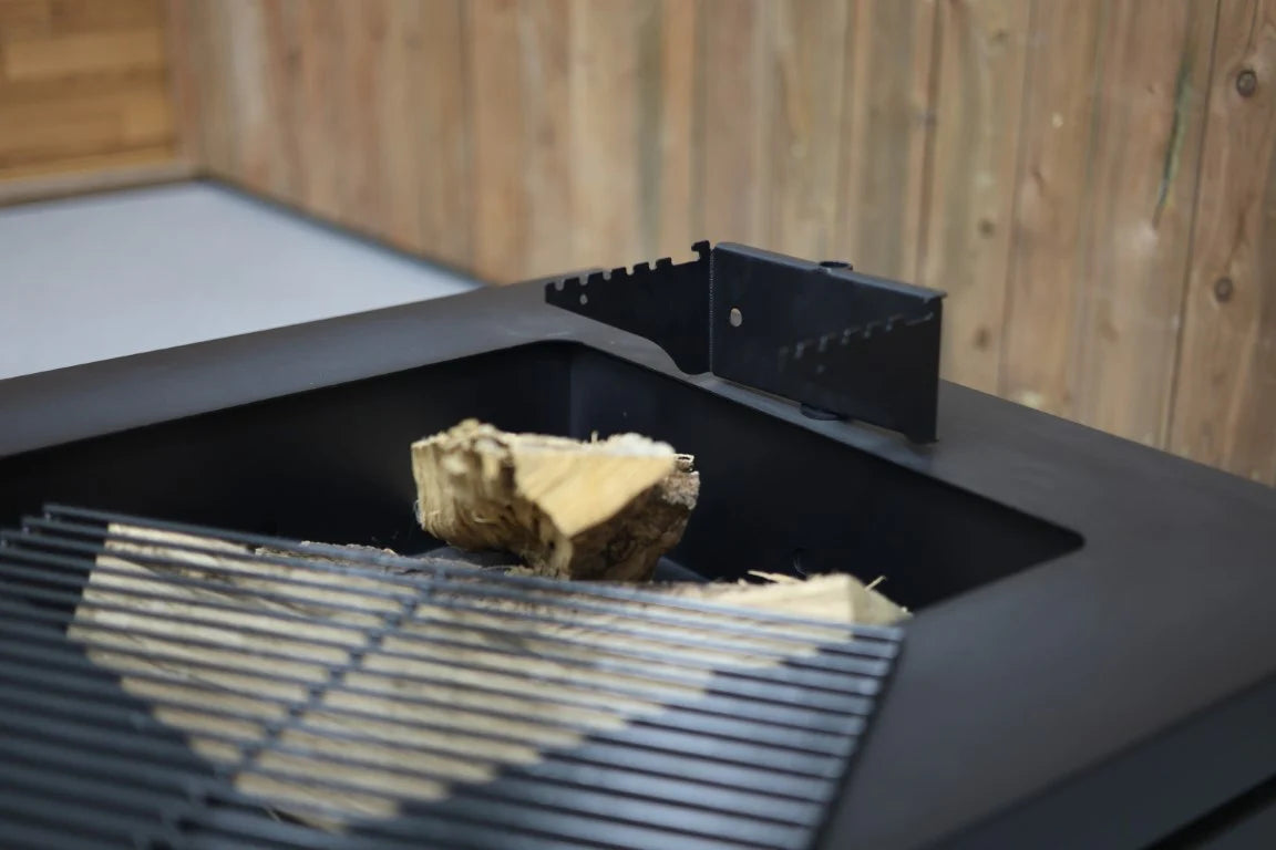 Black Earth Fire Pit - Swing In Grill