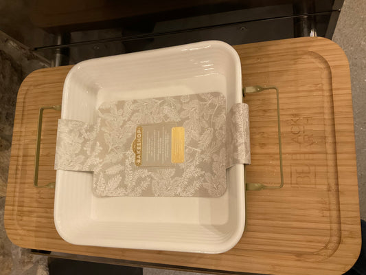 8x8 baking dish with serving rack