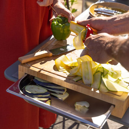 Chopping block with gastronorm container